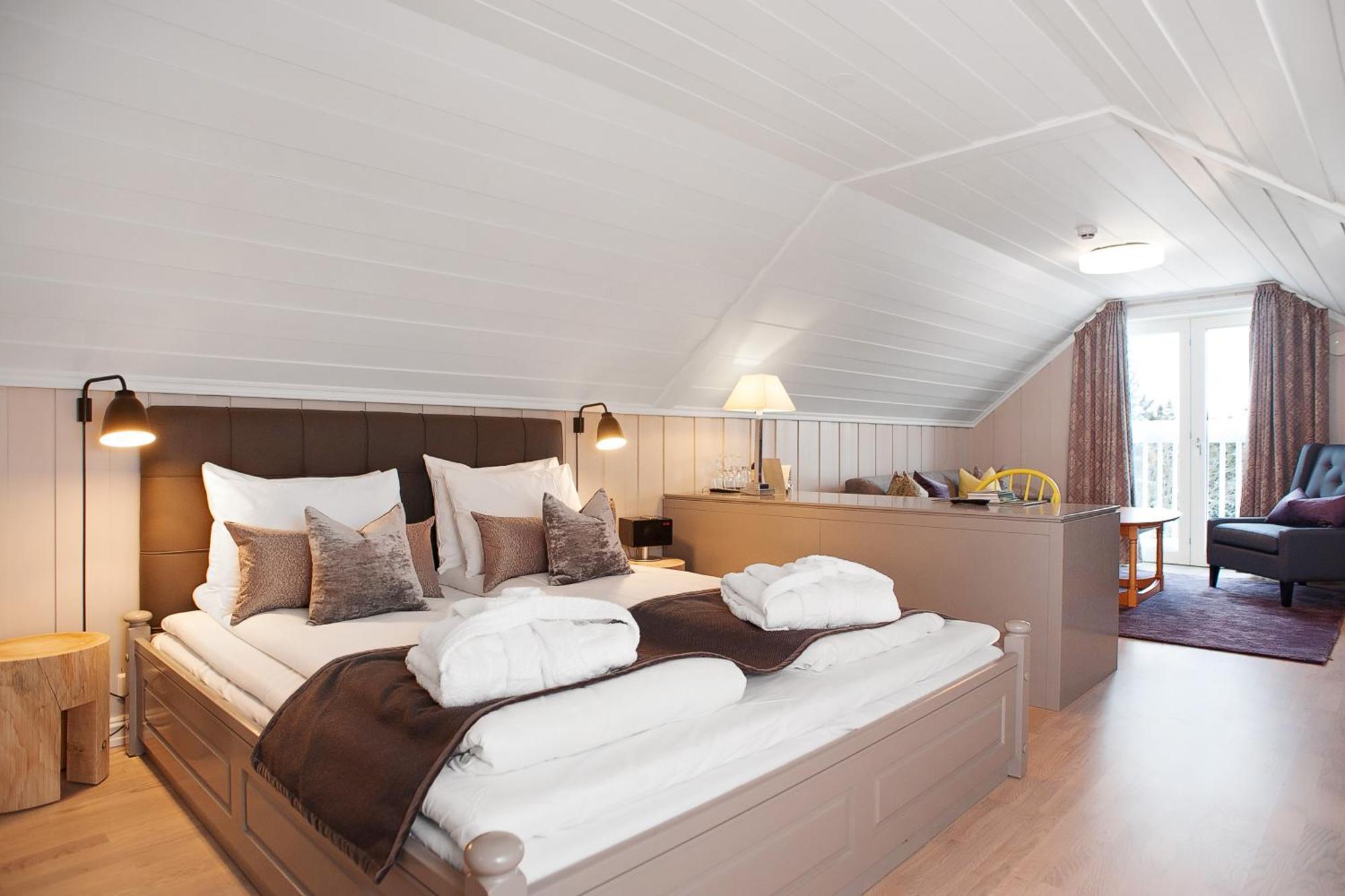 Junior Suite,781033680:JPEG